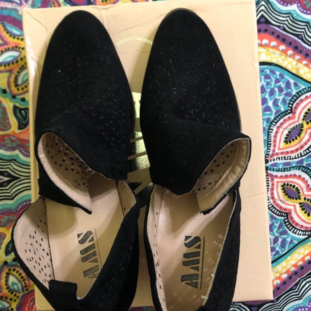 NEW AMS Black Faux Suede Vegan Ankle Booties - Picture 3 of 5